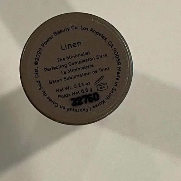 Merit “The Minimalist” Perfecting Complexion Stick in Linen - Picture 3 of 8